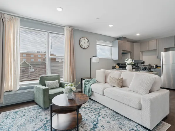 2432 Chicago Ave, Minneapolis, MN