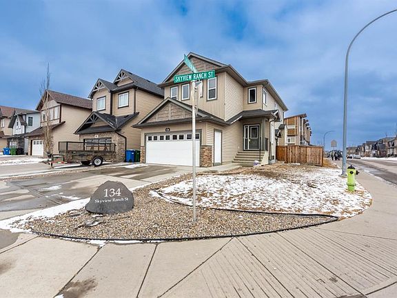 2nd image of 134 W Skyview Ranch St NE