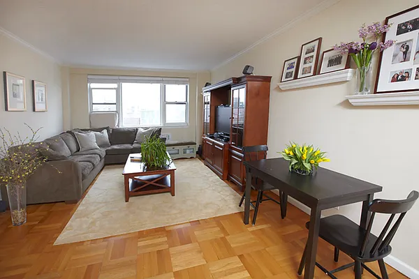 Sold by Brown Harris Stevens | media 19