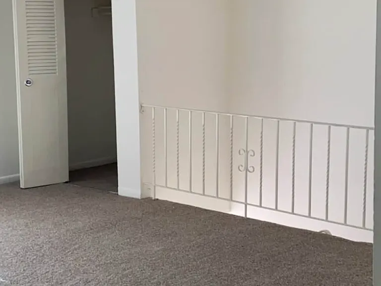 1070 Kings Hwy #210 — Photo 5