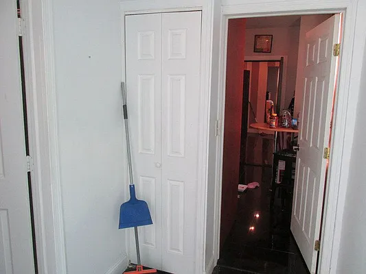 Rented by Windsor Homes Realty Corp | media 6