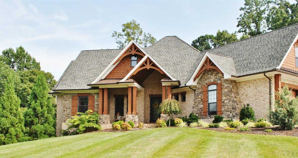 1st image of 1047 Lake Manor Dr