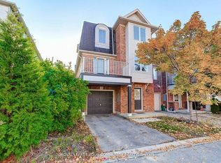 71 Garth Massey Dr #76, Cambridge, ON N1T2G8