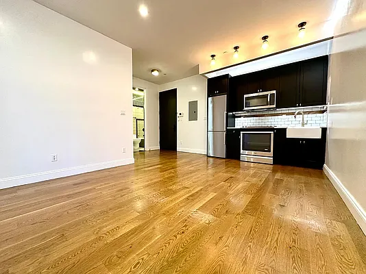 Rented by JCS Realty Group LLC | media 1