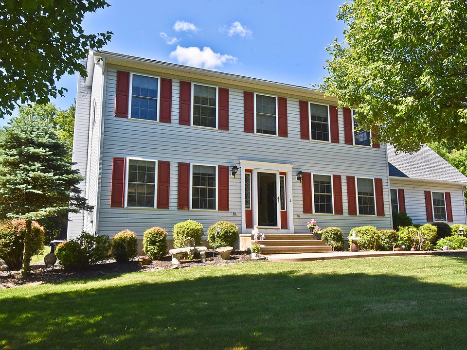 1st image of 248 Longwoods Dr