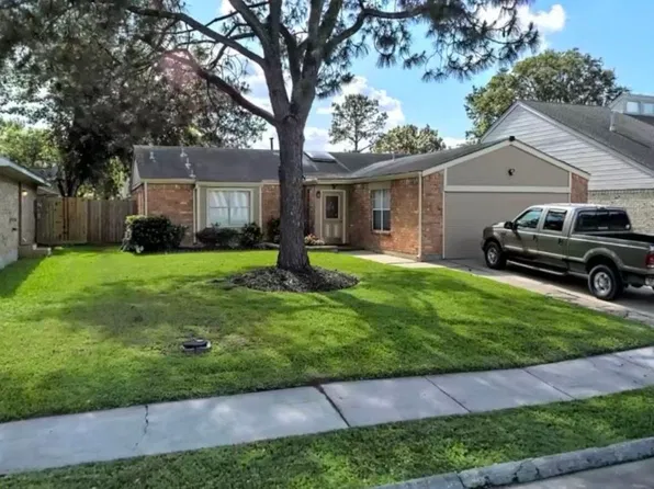 3618 Sunshine Ln, Pasadena, TX 77505
