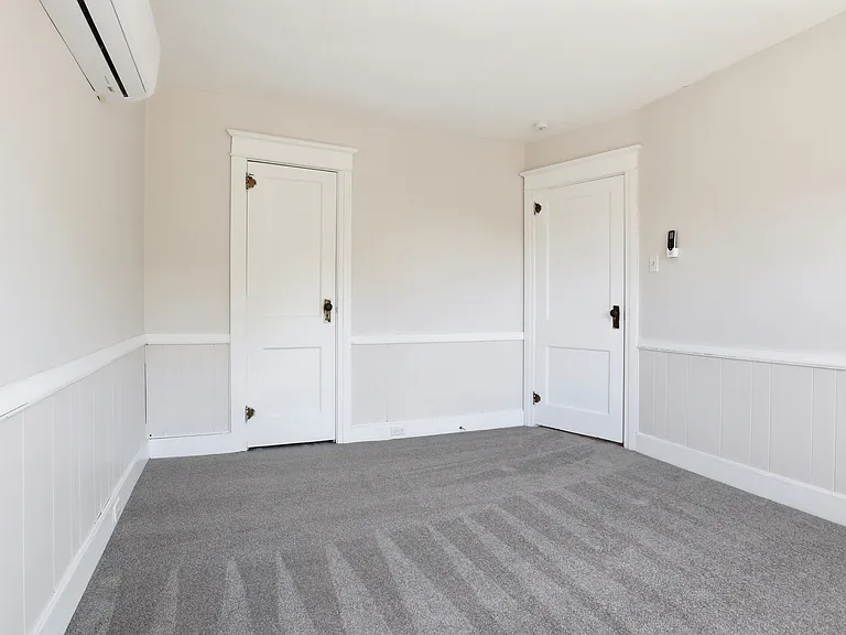 21 N Main St — Photo 18