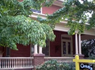 133 S Broad St, Lititz, PA 17543