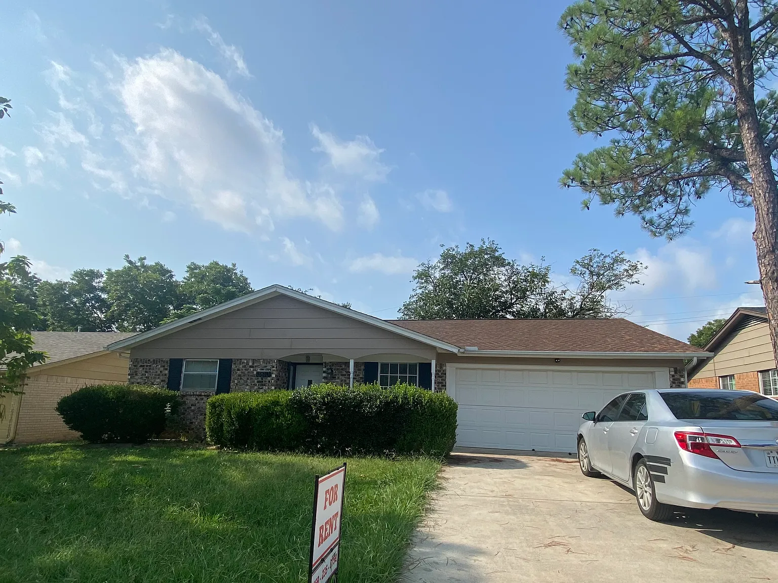 3 bed, 1408 sqft, $2,350 — Photo 1