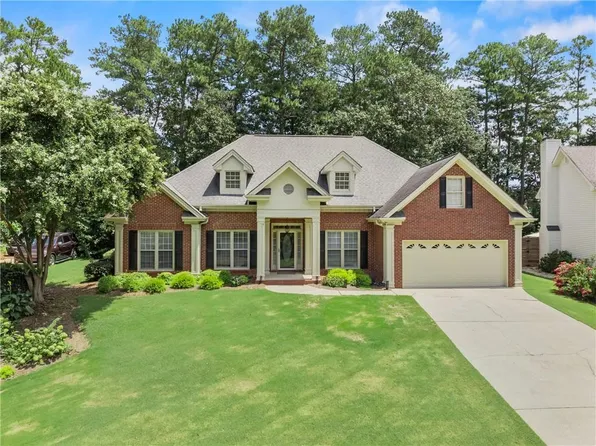 2239 Sandown Dr, Lawrenceville, GA 30043