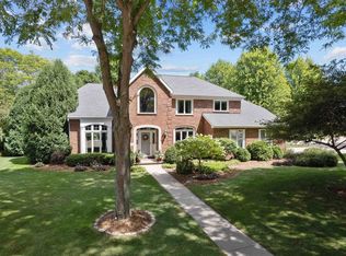 19 Bracken Ct, Appleton, WI 54911