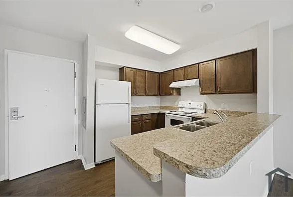 1200 Martin Luther King Jr Blvd — Photo 1