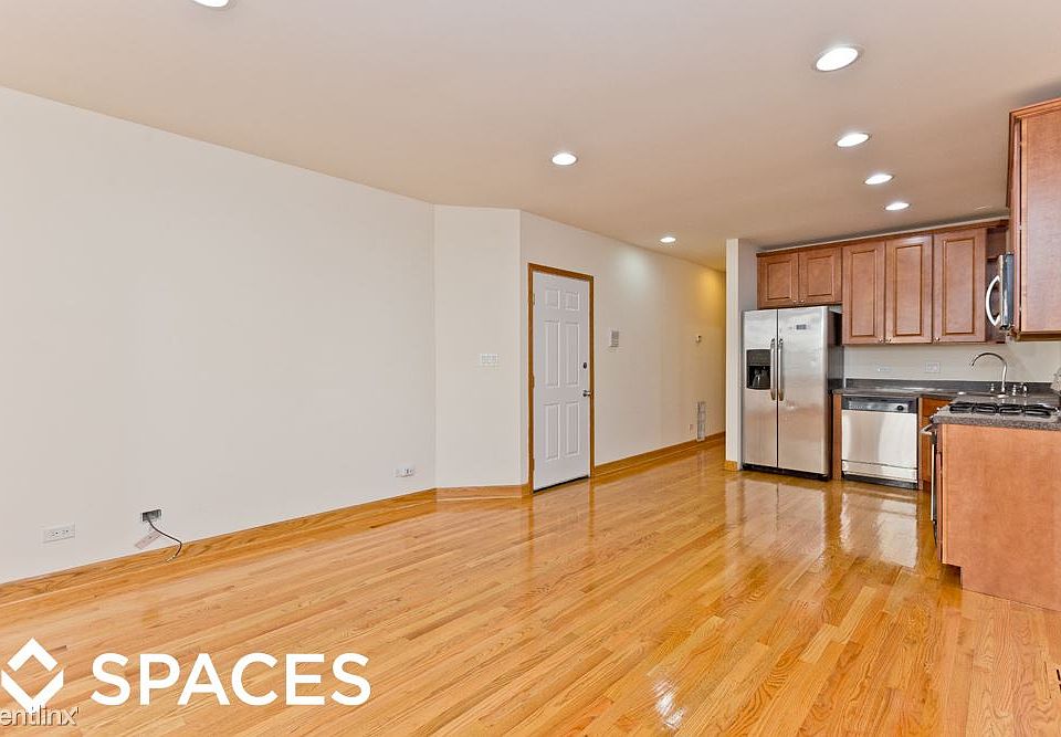 1st image of 2502 N Southport Ave #Unt1