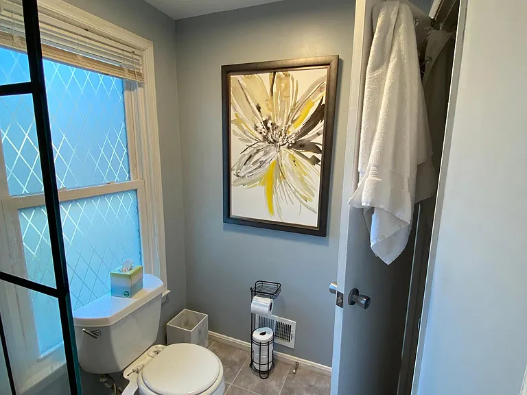 11289 Silentwood Ln — Photo 9