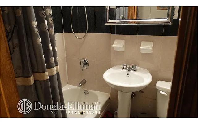 Rented by Douglas Elliman | media 7