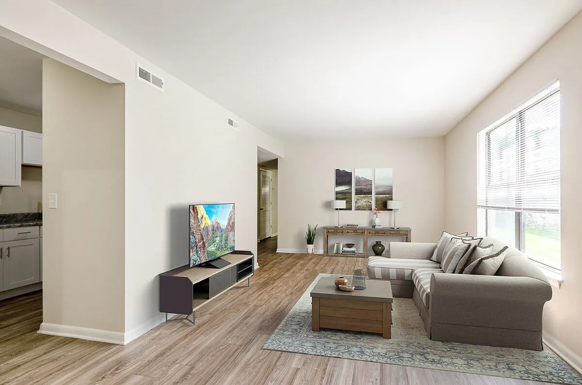 Ridgewood Village Apts — Photo 1