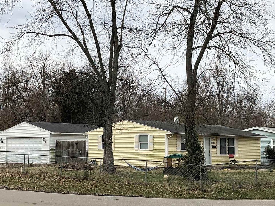 2nd image of 2519 E Riverside Dr