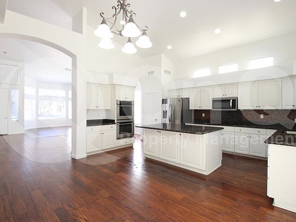 3rd image of 21104 N 69th Dr