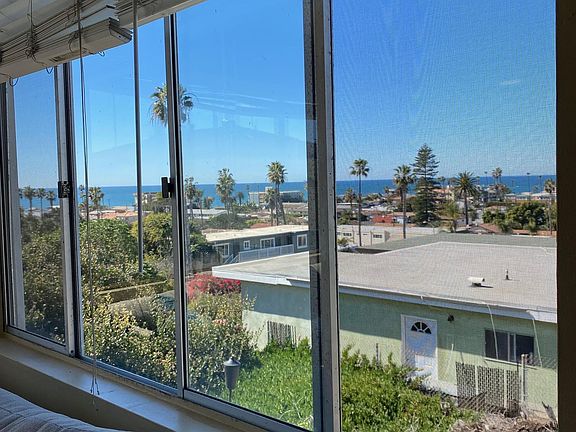 4th image of 4760 Coronado Ave