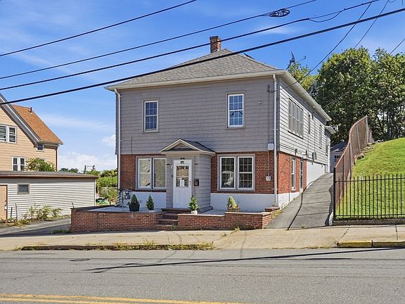 2nd image of 2400 S Main St