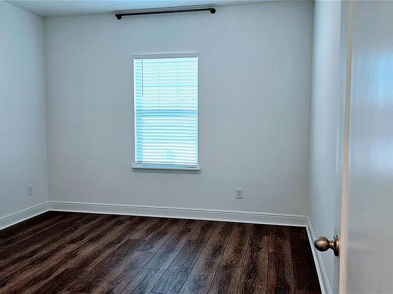 6643 Bridgman St — Photo 10