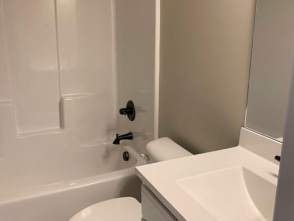 5th image of 514 Spinnaker Dr