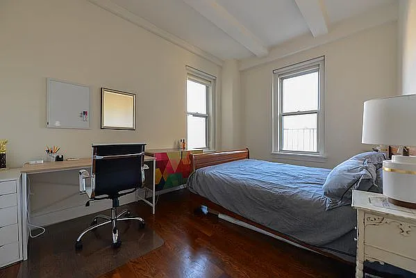 Rented by 212 Consulting Corp | media 34