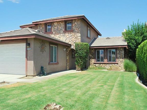 2nd image of 83636 Shadowrock Dr