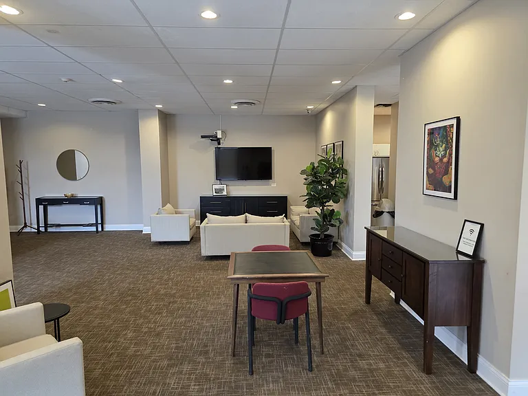 Lounge/Party Room