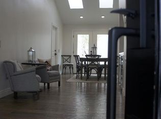 467 Park Springs Ct, Oak Park, CA 91377