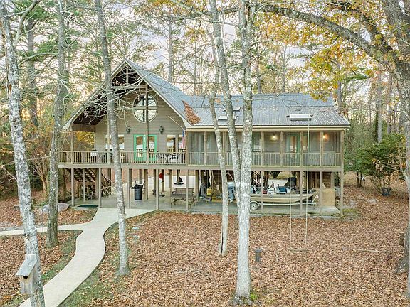 2nd image of 129 Cypress Lake Dr