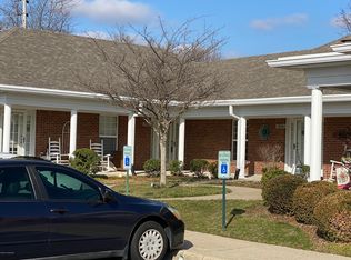 7902 Stovall Ct, Louisville, KY 40228