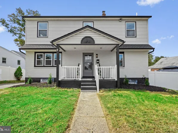 14 W Ann Rd, Broomall, PA 19008