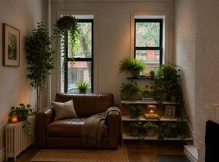 273 W 10th St #CF1, New York, NY 10014