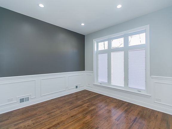 2nd image of 3245 W Pierce Ave #1
