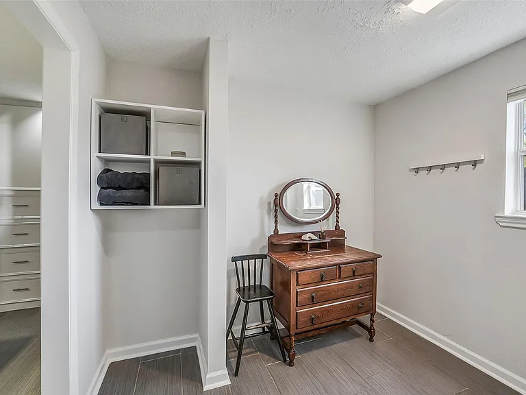 6215 Queensloch Dr — Photo 27
