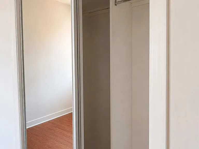 540 McCowan Rd #MAIN FLOOR — Photo 15