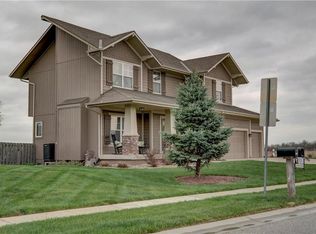 32310 W 166th St, Gardner, KS 66030