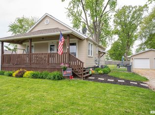 415 S State St, Chatham, IL 62629