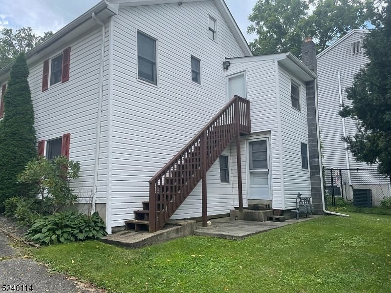 2nd image of 45 Dickerson Rd