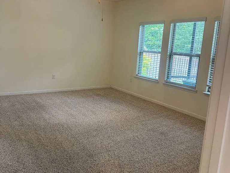316 Merlin Ct — Photo 22