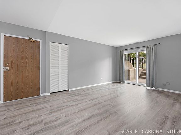 4th image of 1464 Stonebridge Cir APT E3
