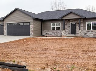 N3610 Gavin Dr, Appleton, WI 54913