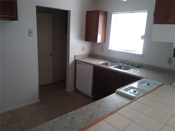 5th image of 3009 Eads Pl