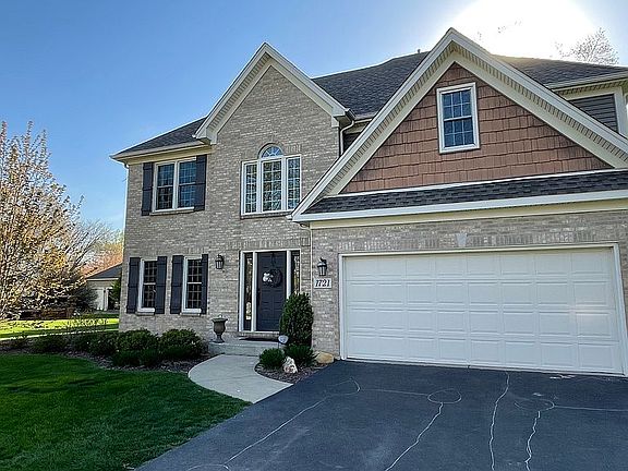 2nd image of 1721 Fox Trail Dr