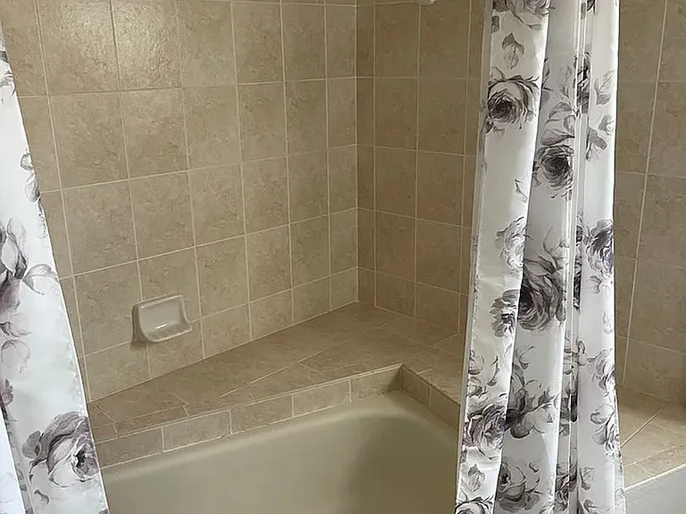 11624 Linden Dr — Photo 16