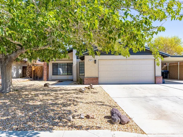 828 White Oak Dr, Ridgecrest, CA 93555