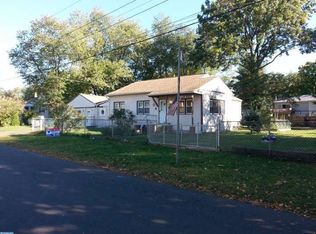 1906 Garfield St, Croydon, PA 19021