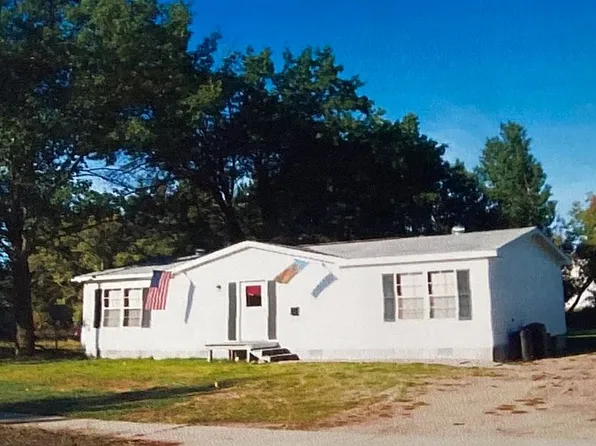 202 Lawndale St, Grayling, MI 49738