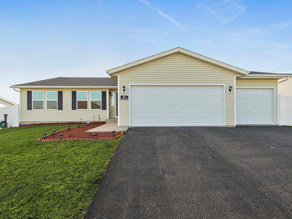 1st image of 4614 Katsura Dr